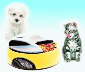 Автокормушка для кошек и собак ― Телемагазин Топ Шоп Омск